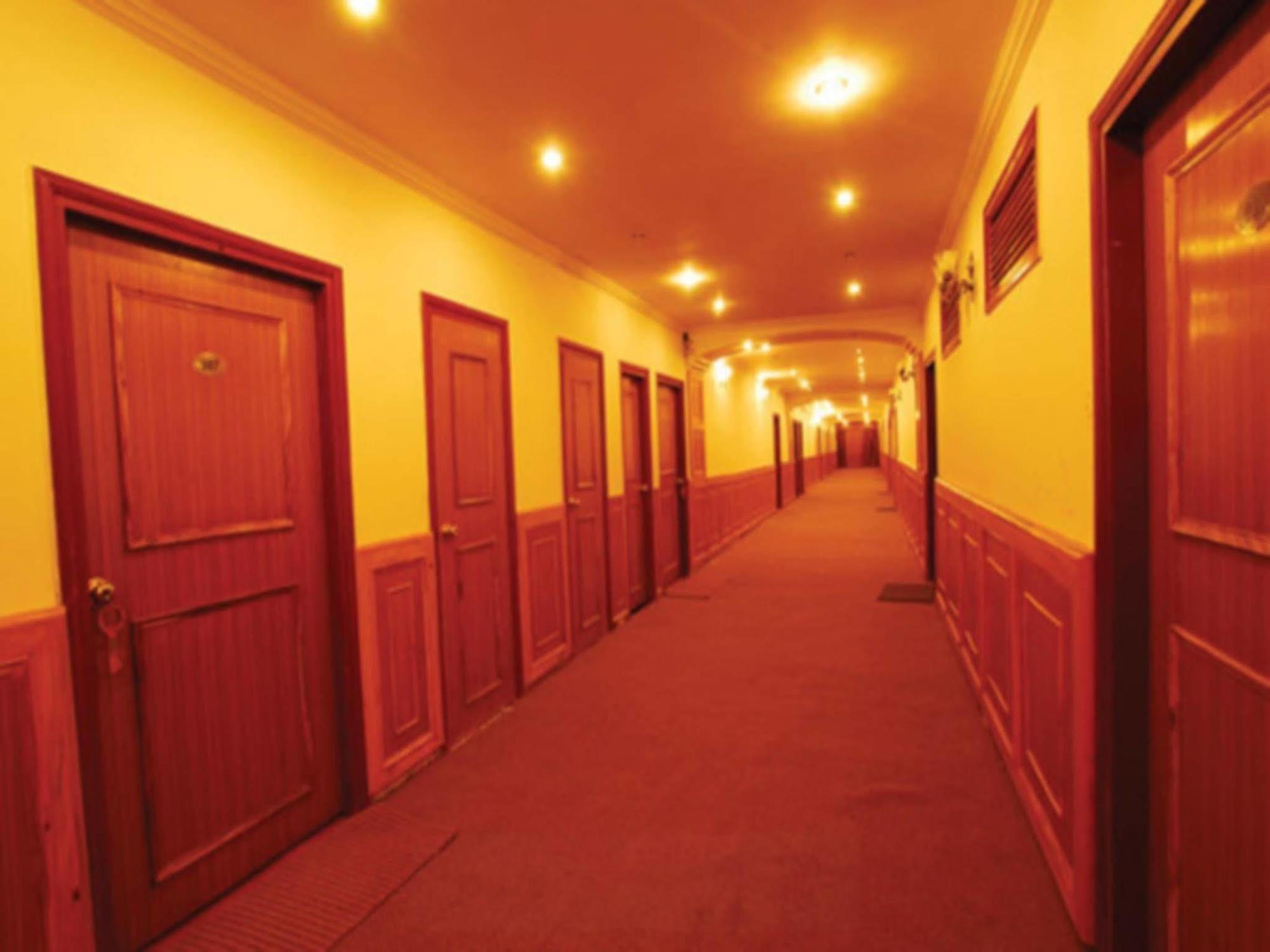 Clifftop Club Auli Joshimath Bagian luar foto